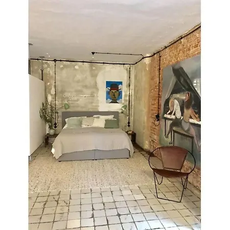 Loft In The Noodle Factory *